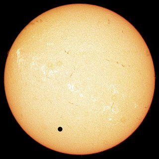 Transit of Venus observed with a H-alpha
  solar telescope by Sebastien Kersten